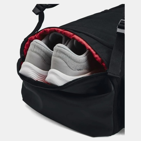 Under Armour Men's Project Rock Gym Duffle Backpack Black Red new - Picture 2 of 6